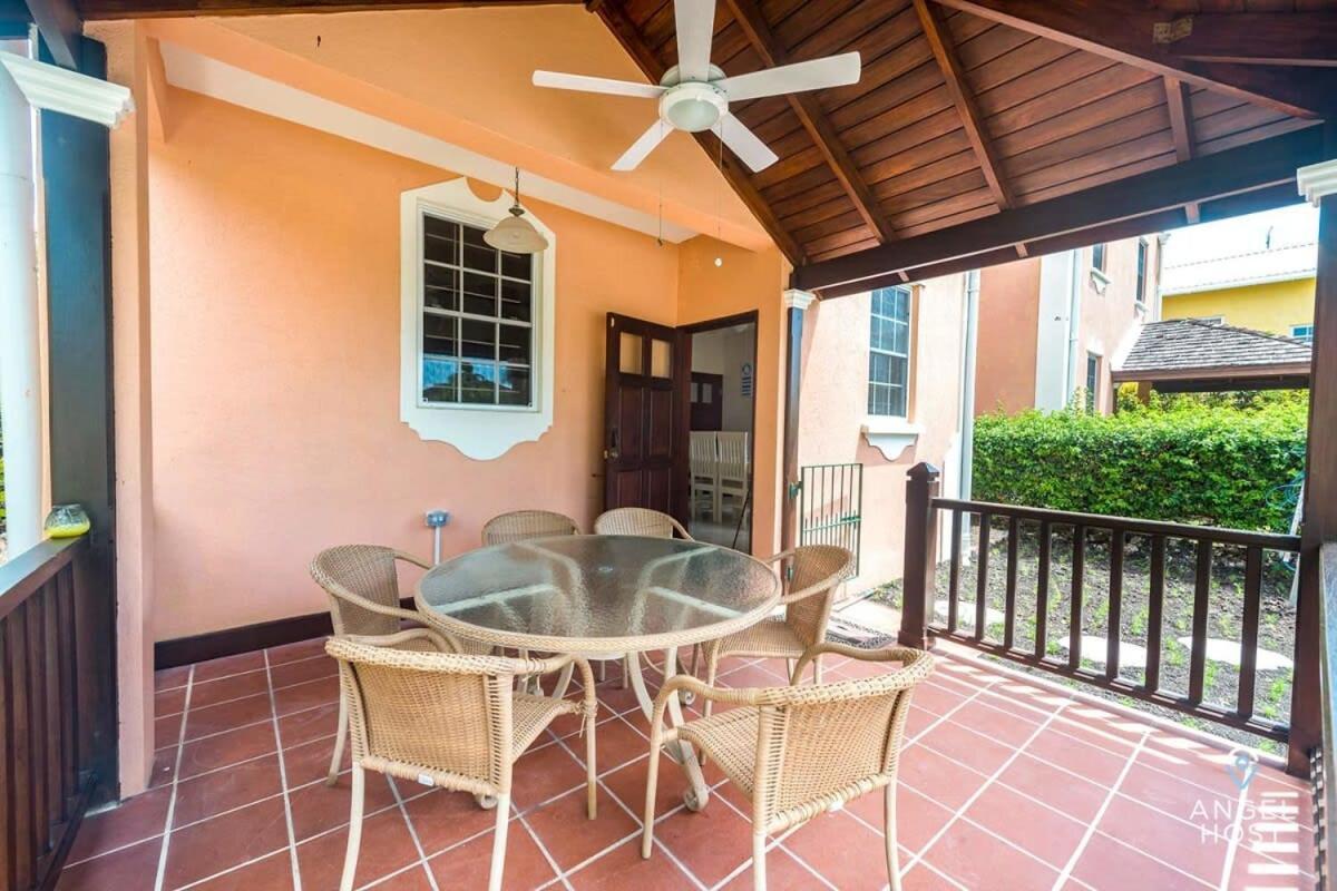 2-Story Townhome With Private Pool, Ideal For Group! Christ Church Exterior foto
